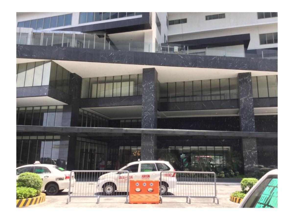 Capital O 804 The Residences At Bonifacio Civic Center Manila Exterior foto