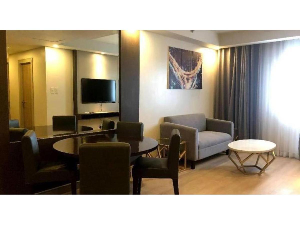 Capital O 804 The Residences At Bonifacio Civic Center Manila Exterior foto